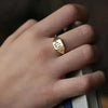 SIEGELRING DAMEN PERSONALISIEREN MIT MASSIVEM GOLD ODER SILBER - Königlicher Siegelring
