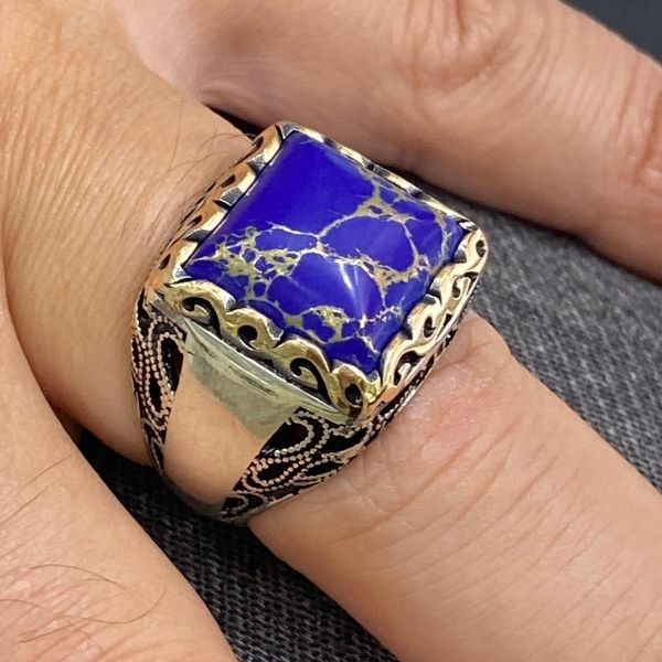 siegelring-herren-silber-form-von-kissin-un-magnifique-lapis-lazuli-ringe