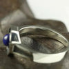 SIEGELRING MIT LAPISLAZULI-STEIN IN FORM EINES SECHSECKS - Königlicher Siegelring